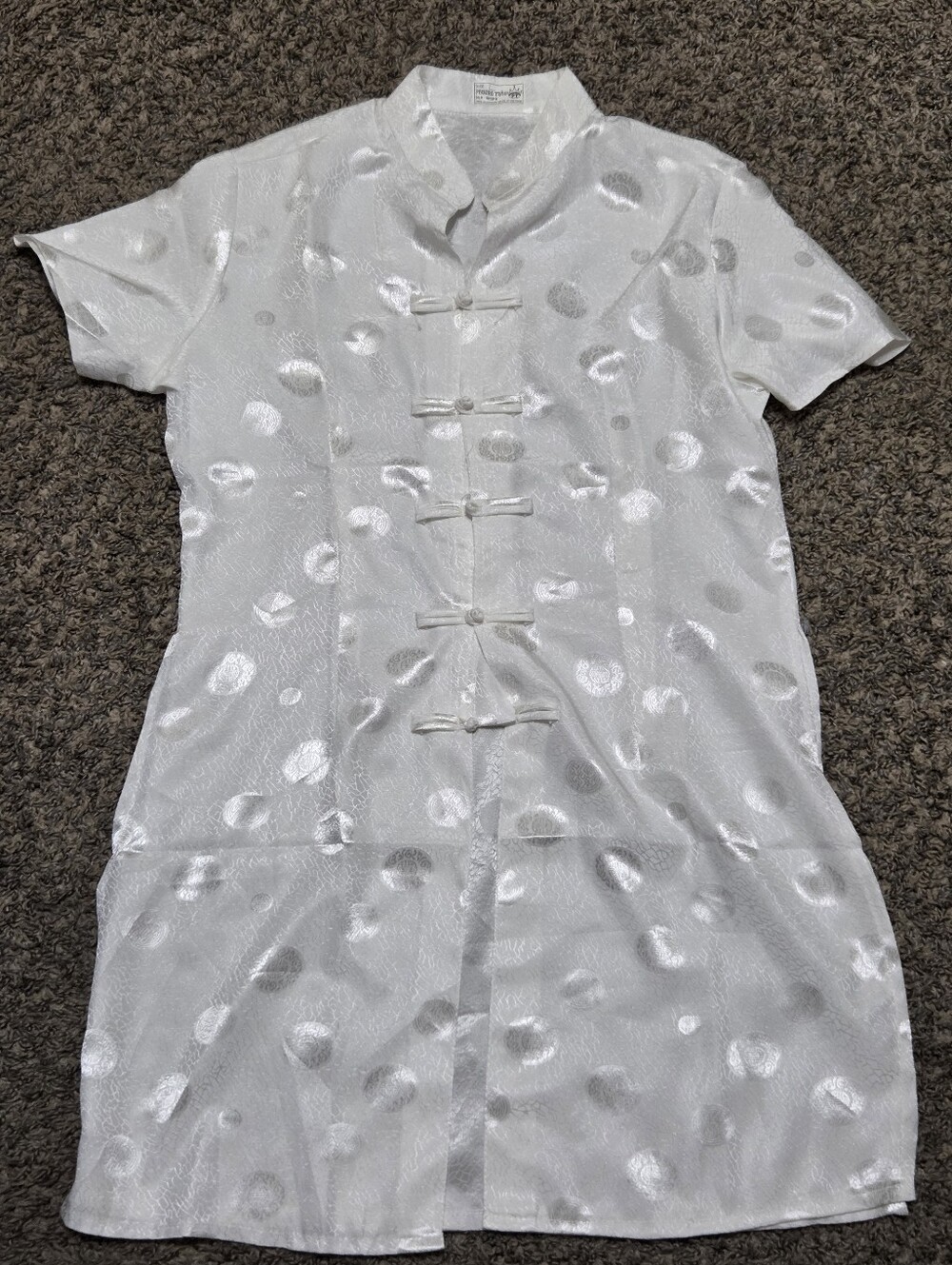 Classic White Ao Dai 100% Silk Hand Made In Vietnam